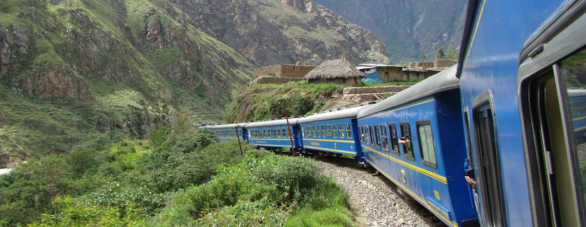 Vista espetacular do trem para Machu Picchu